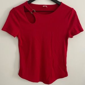 Red rubbed short sleeve shirt with cut out